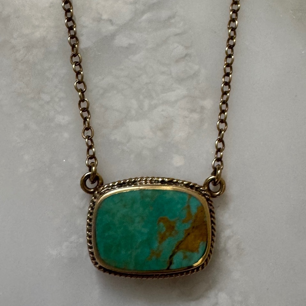 Anna Beck Medium Turquoise Cushion Necklace - Gold plated over sterling silver